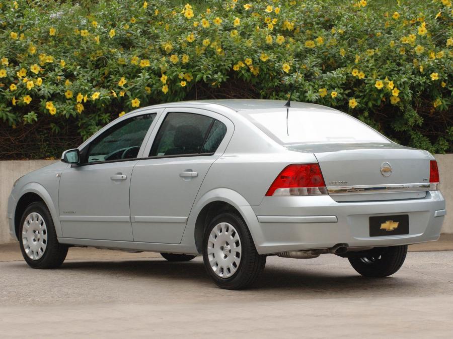 Chevrolet Vectra 2009 года  (фото 7 из 15)